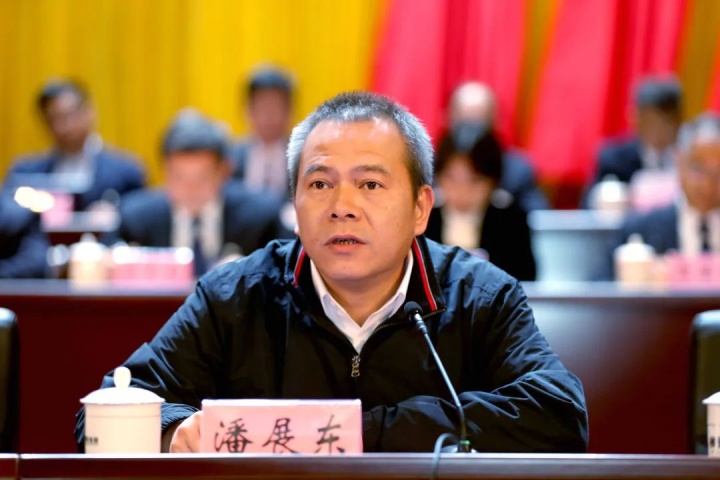 1882384887055486978.jpg 1882384887055486978.jpg